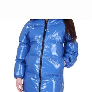 Meet your Posher, Kerby